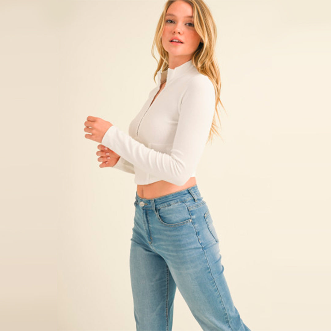 Blusa Crop Top Manga Larga con Cuello Alto