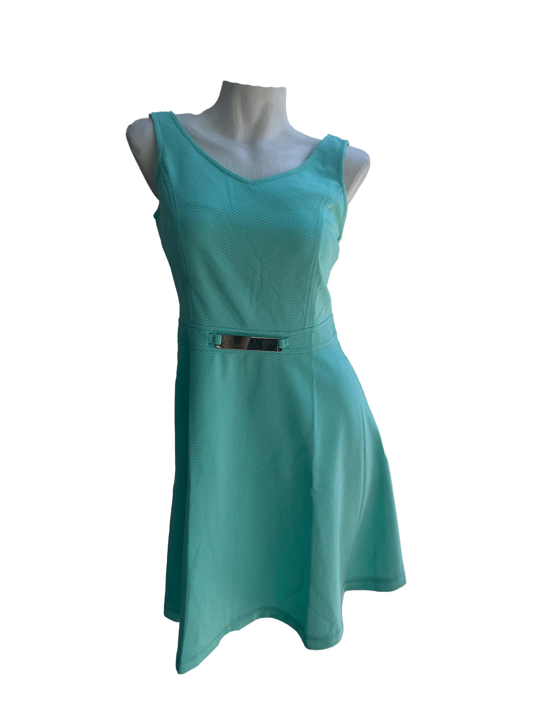 Vestido Primaveral con Hebilla
