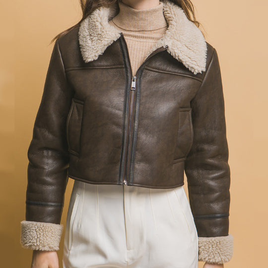 Chaqueta de piel con forro de sherpa