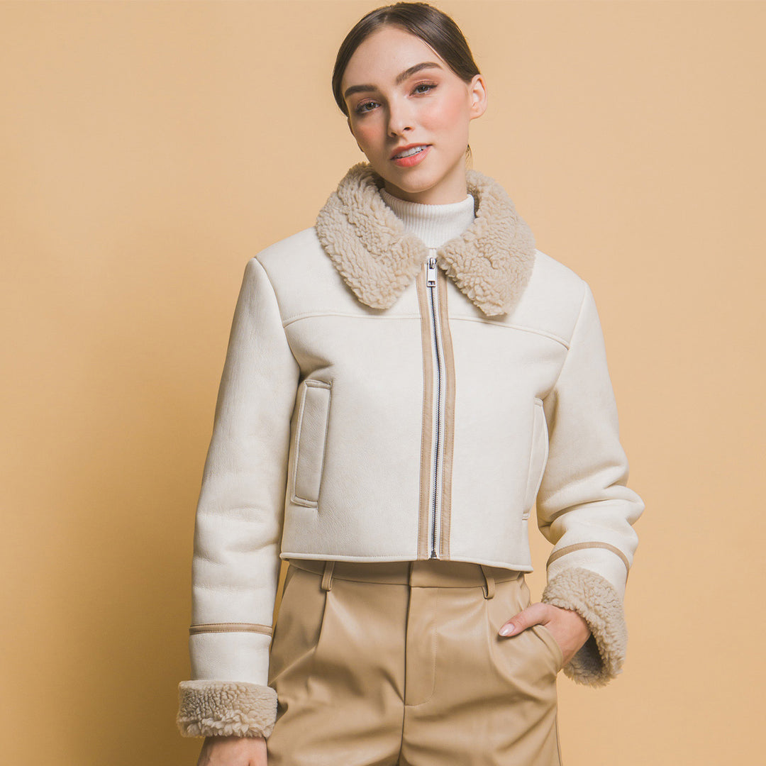 Chaqueta de piel con forro de sherpa