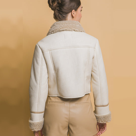 Chaqueta de piel con forro de sherpa