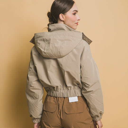Chaqueta con Capucha, Botones a Presión y Bolsillos