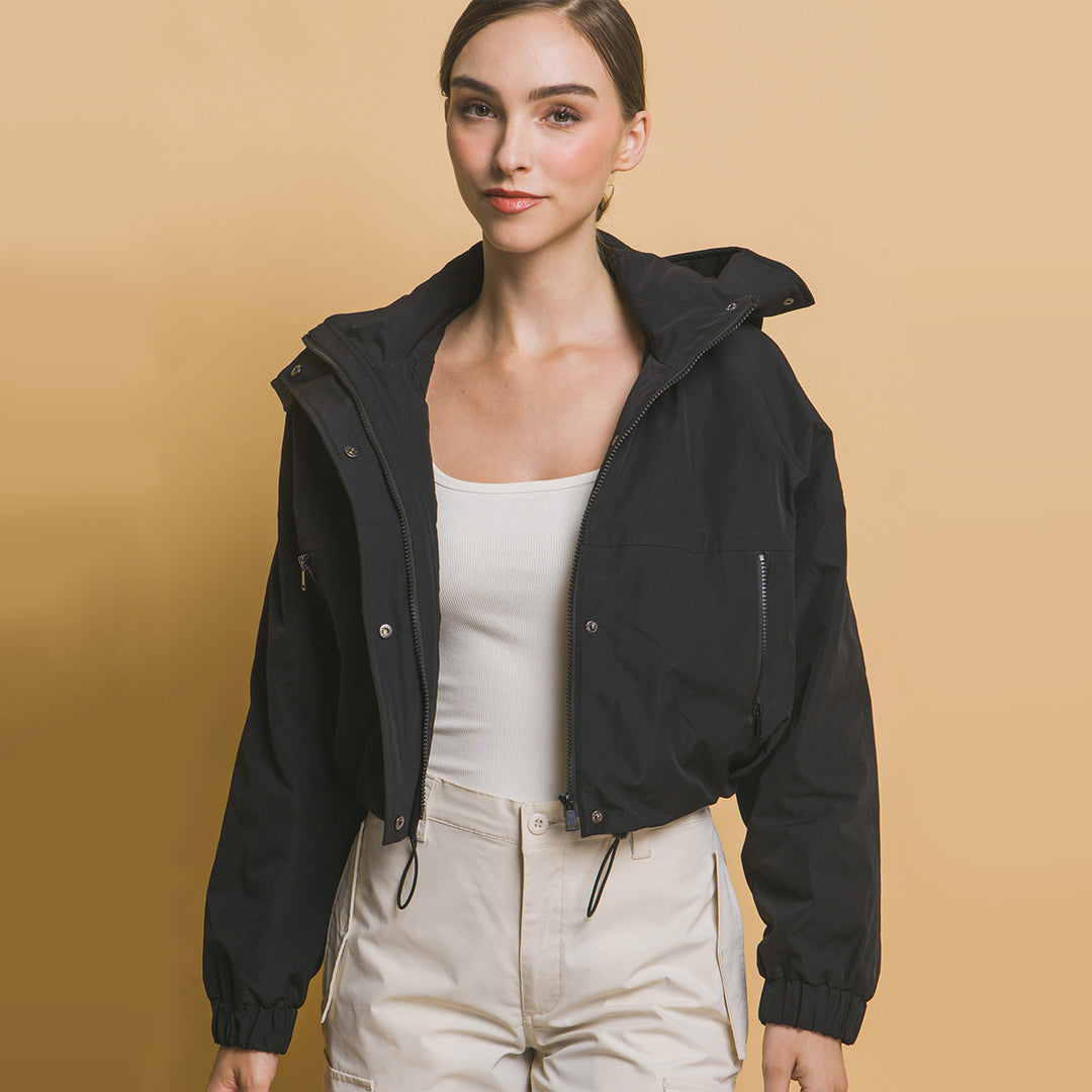 Chaqueta con Capucha, Botones a Presión y Bolsillos