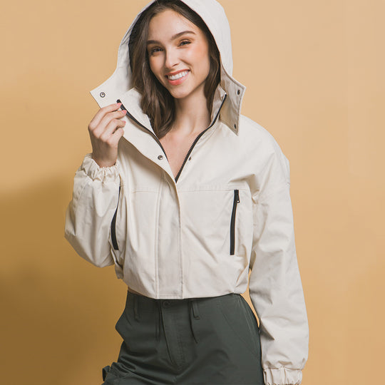 Chaqueta con Capucha, Botones a Presión y Bolsillos