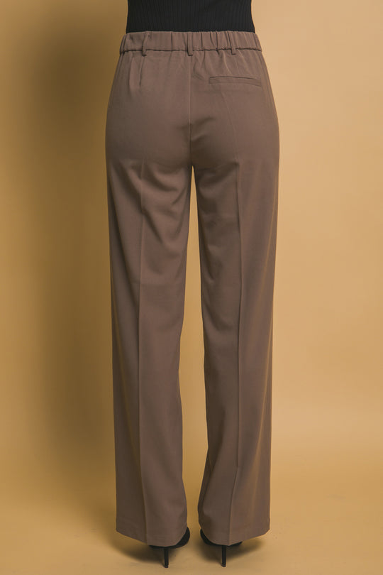 Pantalón Minimalista de Tiro Alto en Tono Moca