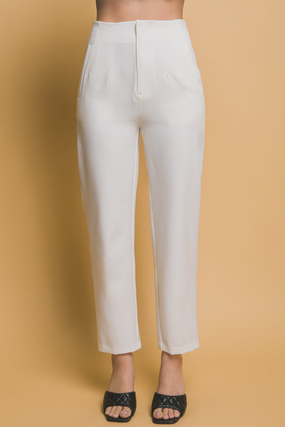 Pantalón Minimalista de Tiro Alto en Tono Moca