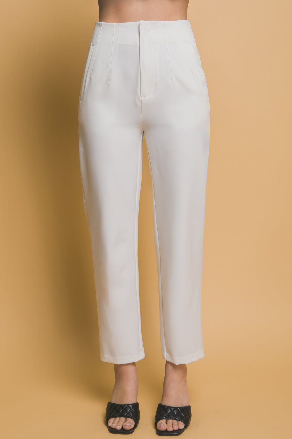 Pantalón "Camelia" de Talle Alto – Diseño Estructurado con Pinzas Definidas