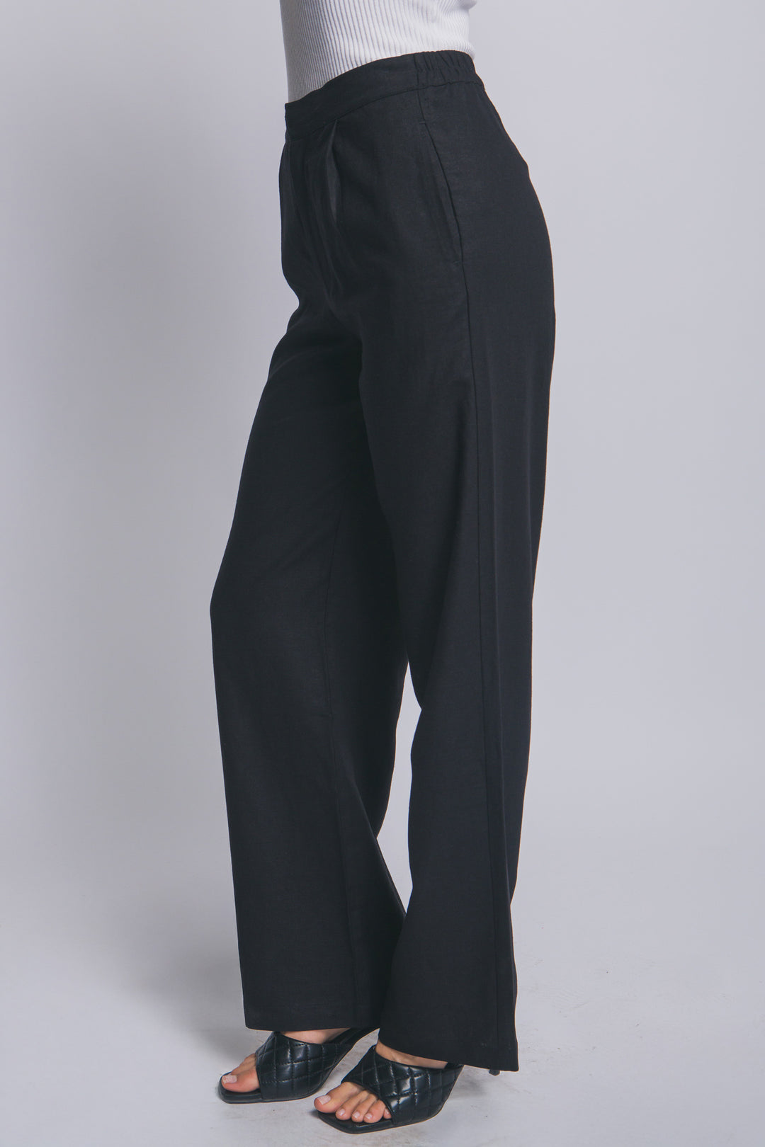 Pantalón Sastre de Lino Fluido – Silueta de Talle Alto con Ajuste Impecable