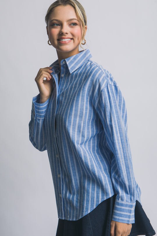 Camisa de Manga Larga para Mujer con Estampado de Rayas y Cuello Clásico