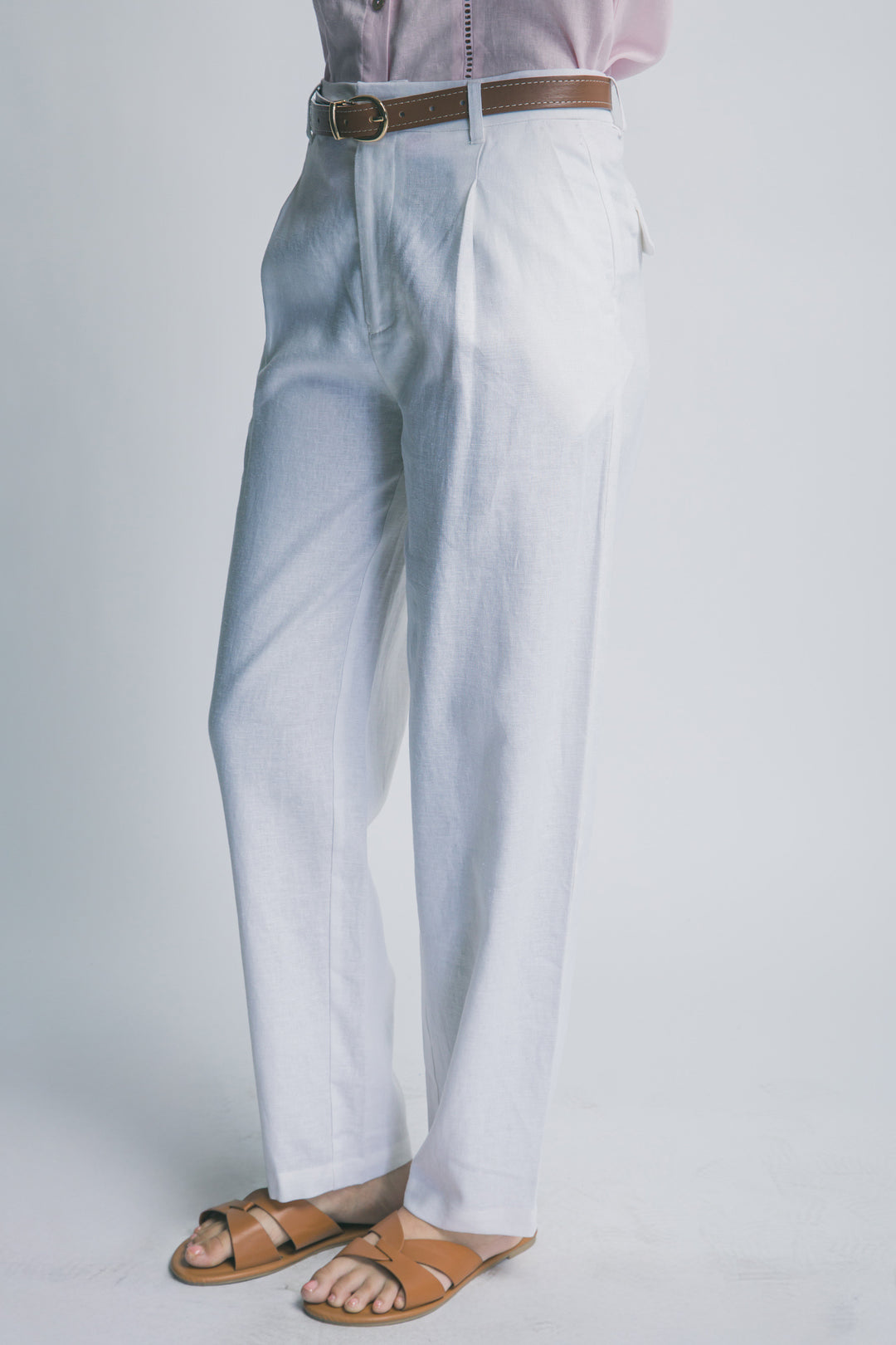 Pantalón Sastre de Lino Blanco – Silueta Fluida para un Look de Verano Impecable