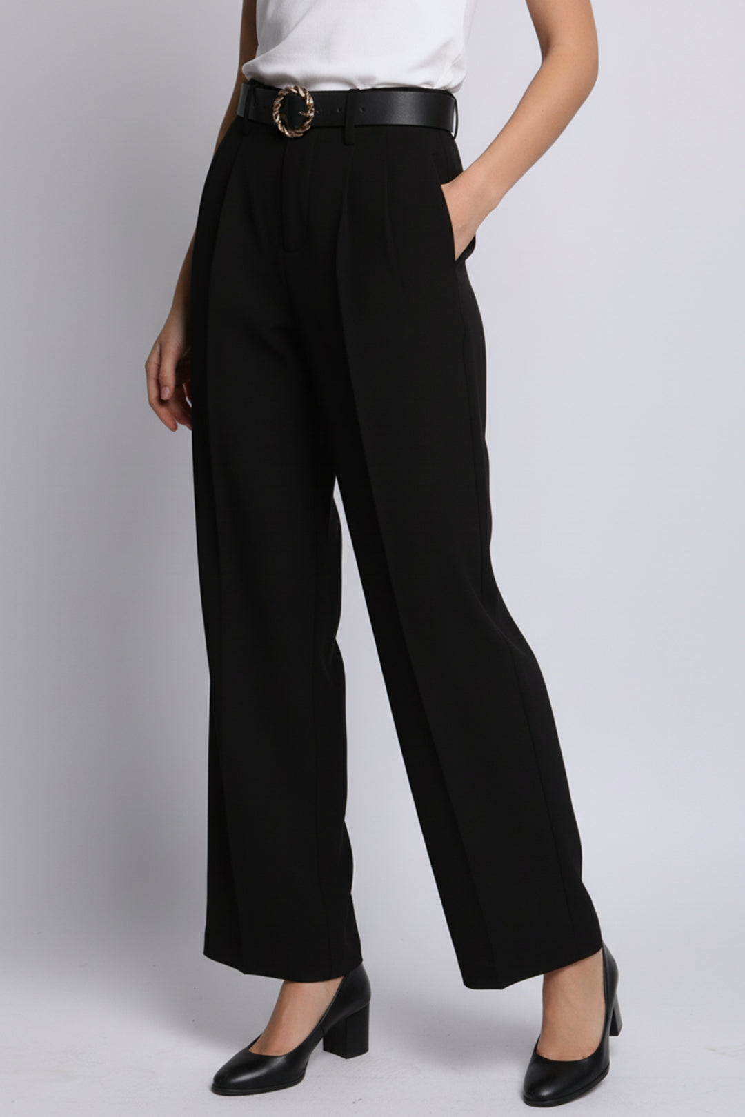 Pantalón Estructurado – Diseño de Pierna Recta con Acabado de Alta Sastrería